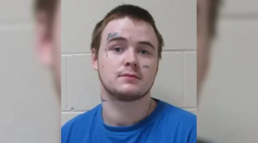 Saint John Police seek man wanted on Canada-wide warrant