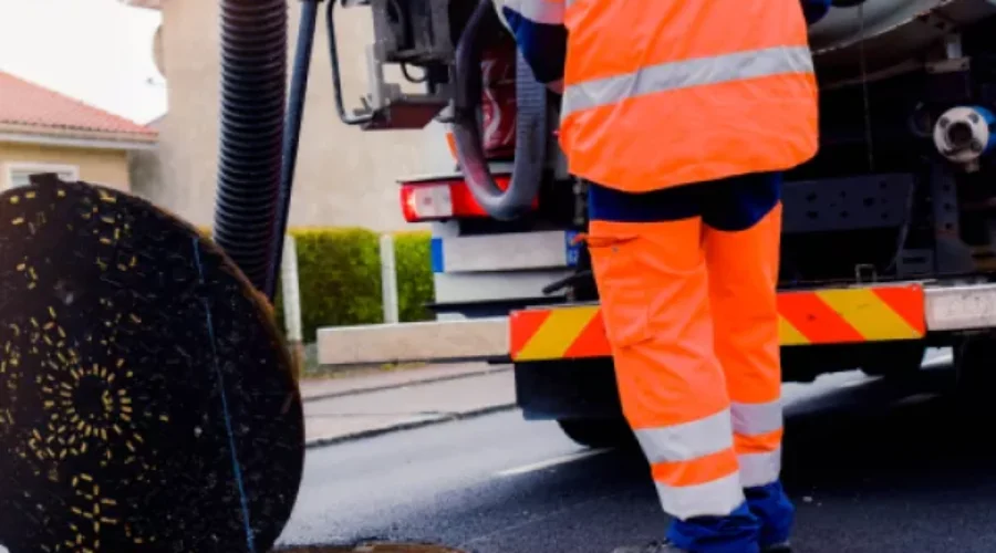 Scheduled Sewer Cleaning in Central Riverview
