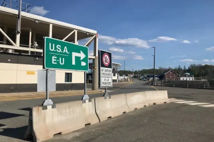 Border towns in New Brunswick see tourism dip amid cross‑border decline