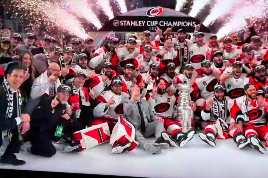 Former Mooseheads star Nik Ehlers wins Stanley Cup
