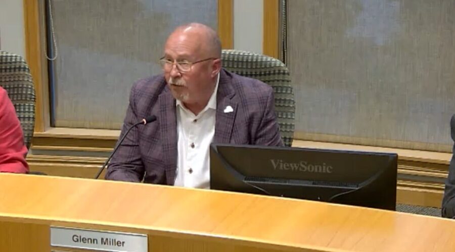 Riverview councillor Glenn Miller takes 3‑month leave