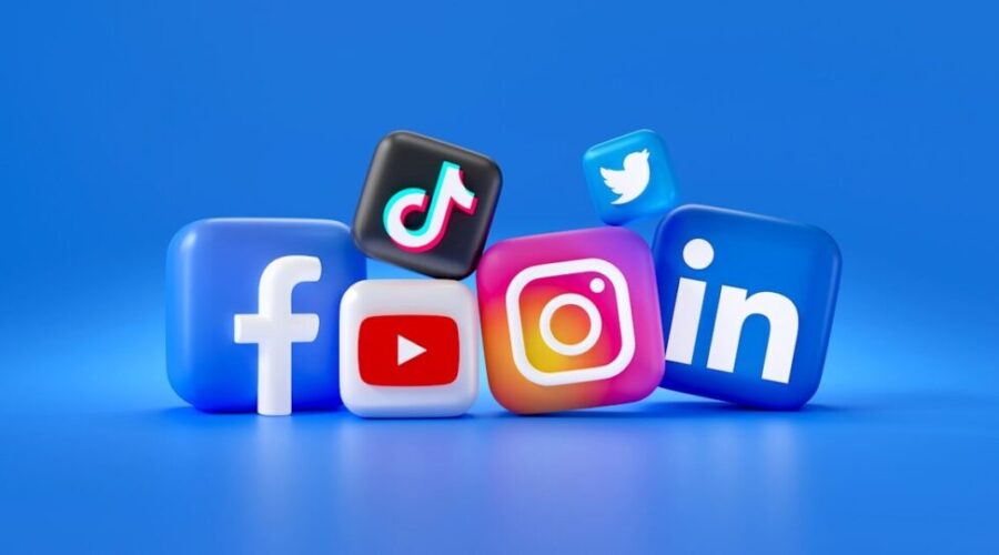 Holt wants social media protections for youth