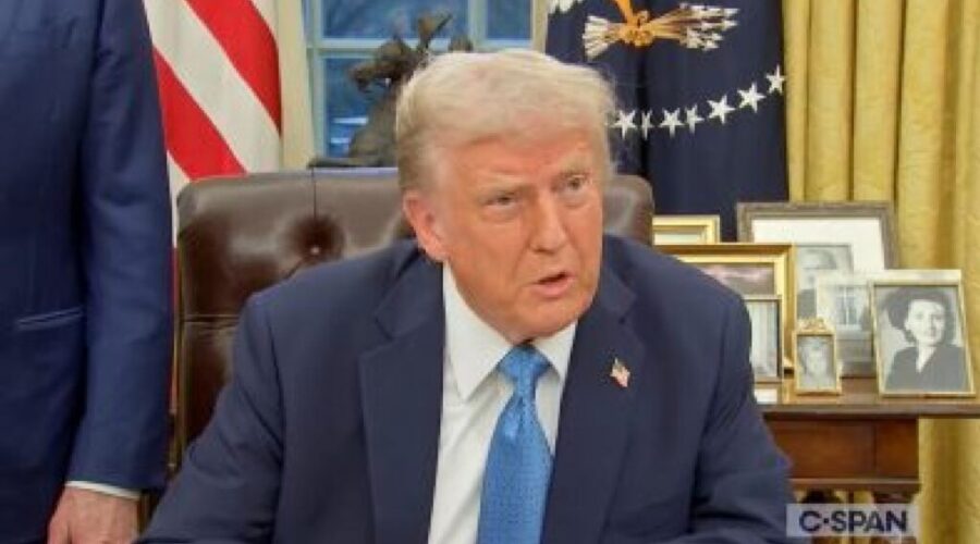 Trump pauses 50% tariff on Canadian goods